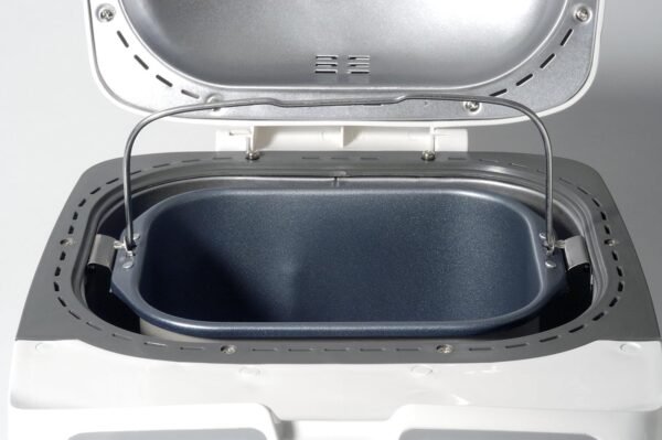 Oster 5838 Breadmaker Review Fast and Flavorful 2-Pound ExpressBake Machine